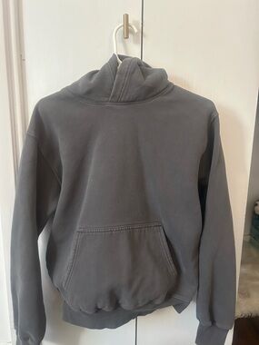 Aritzia Women's Charcoal Gray Pullover Hoodie Sweater